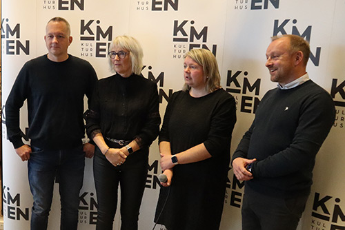 Værnes Respons, vinner av Fyrlyktprisen 2020: Lars Tore Hallan, Elin Wikmark Darell, Solrunn Hårstad og Trond Lundemo fotografert på Kimen kulturhus, Stjørdal